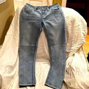 Miss Me straight leg jeans. Never worn.